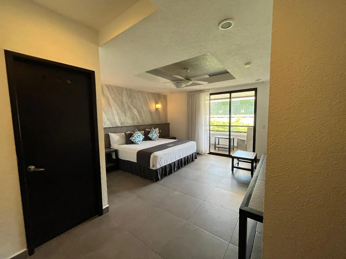 Hotel Mx Portal Maya 普拉亚卡门 4*,